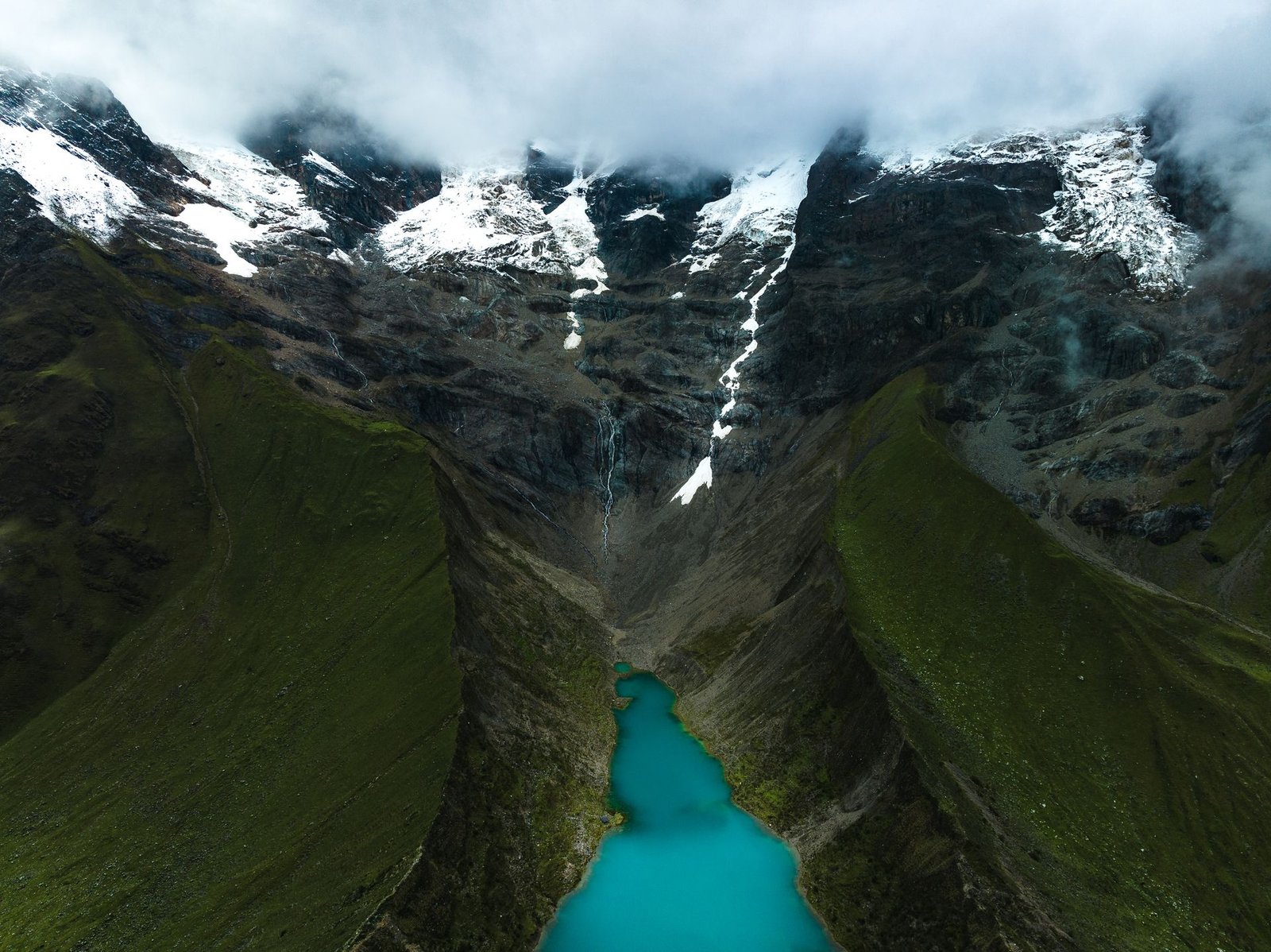 Laguna Inka Chiriaska y Glaciar Salkantay