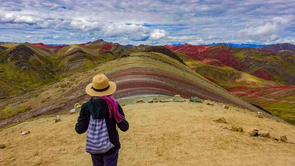 Palcoyo: Tres Montañas de Colores sin las Multitudes